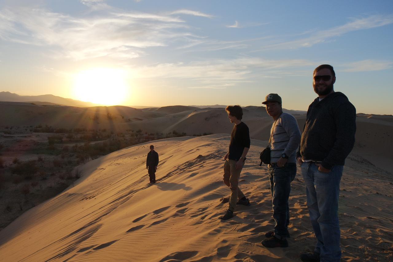 Gobi - Zen Hotel อูลานบาตอร์ ภายนอก รูปภาพ